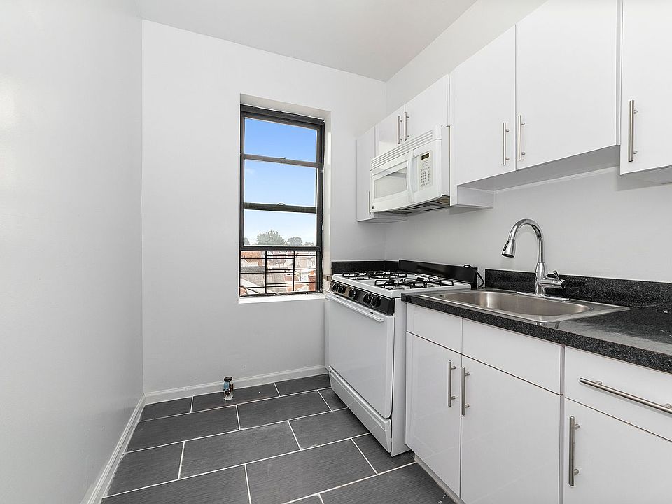 1st image of 10420 115th St APT 3D