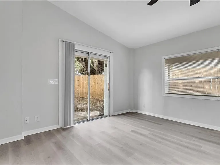 6008 N Tampa St — Photo 21