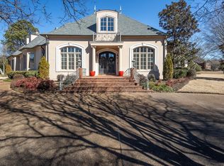 8760 Classic Dr, Memphis, TN 38125