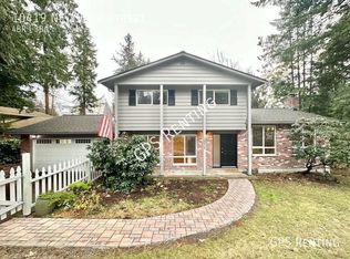 10419 NE 190th St, Bothell, WA 98011