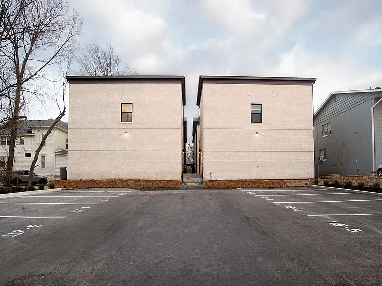 117 N School Ave #2 — Photo 17