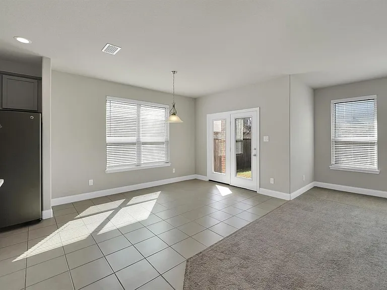 6401 Longhorn Herd Ln — Photo 9