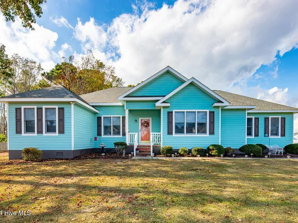 1801 Red Fox Lane, Morehead City, NC 28557