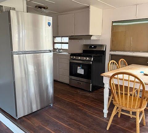 2nd image of 1341 S Creel Dr