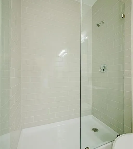 7910 Lake Flores Ave — Photo 21