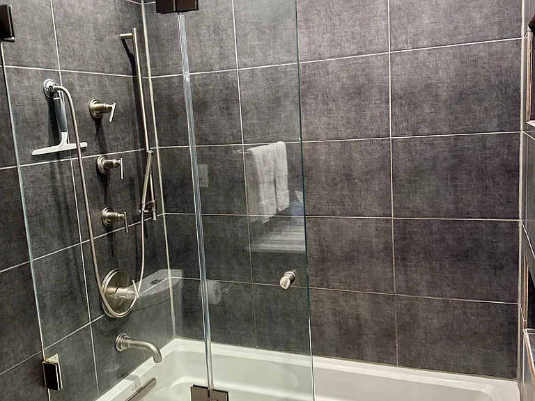 303 Greenwich St #3F — Photo 10