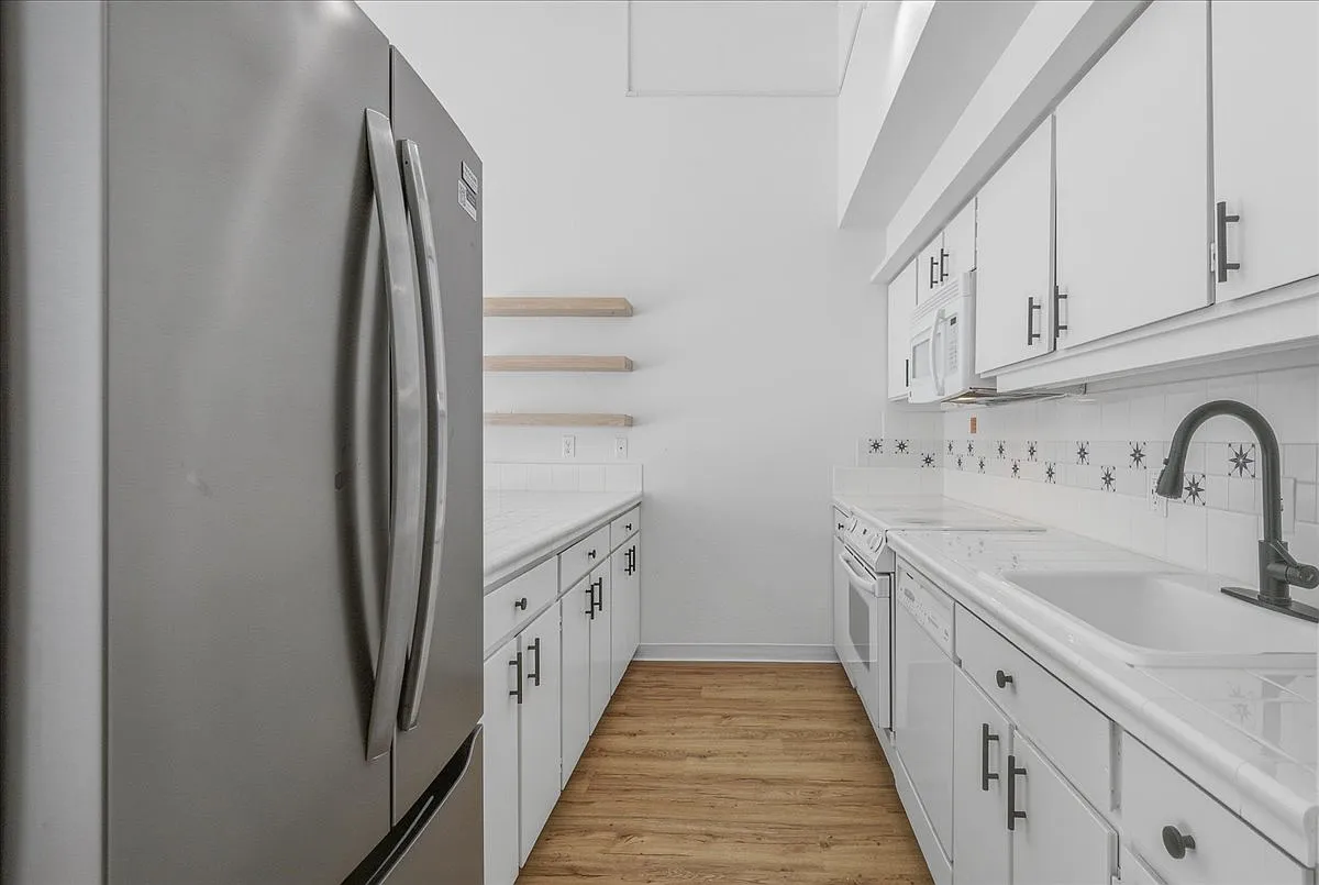 4 Touchstone Drive, Unit 133 - 133 — Photo 4