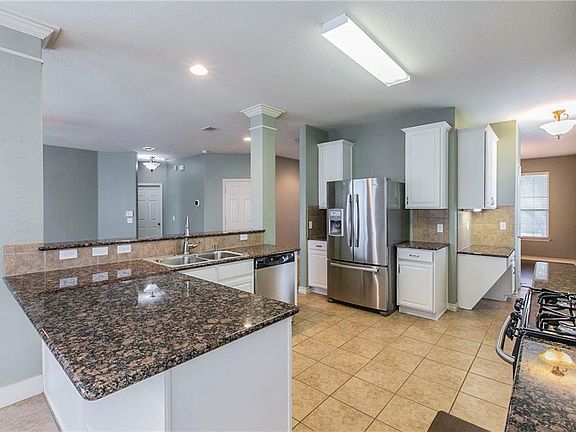 5th image of 20729 Silverbell Ln