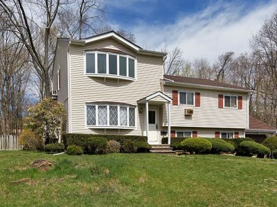 25 Durante Rd, Waldwick, NJ, 07463