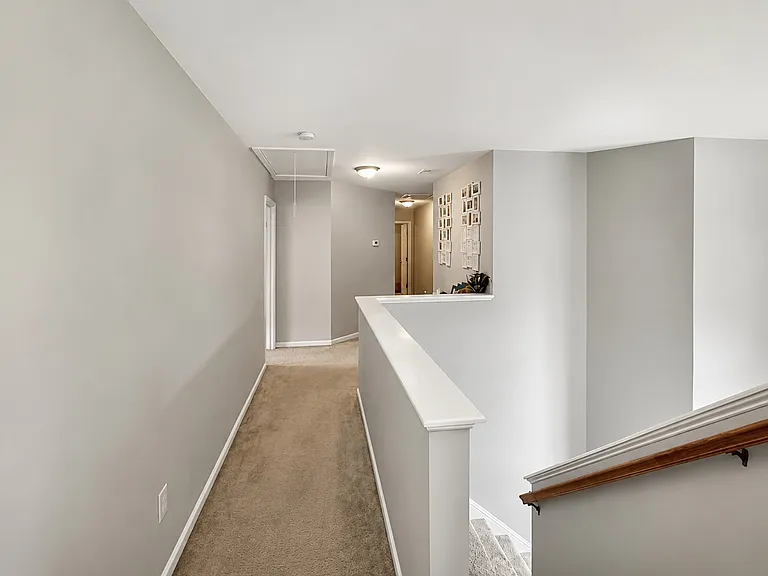 481 Highgrove Dr — Photo 23