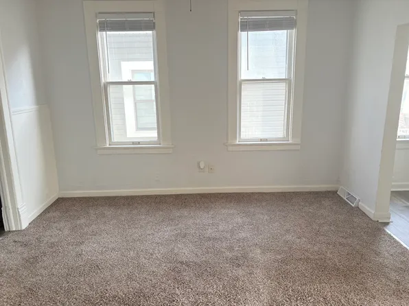 1974 S 77th St, Milwaukee, WI 53219