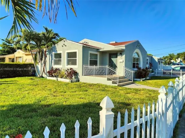470 SW 25th Rd, Miami, FL 33129