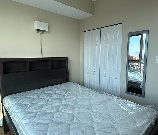 134 York St #805 — Photo 6