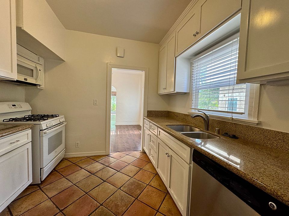 1st image of 1113 S Highland Ave #0