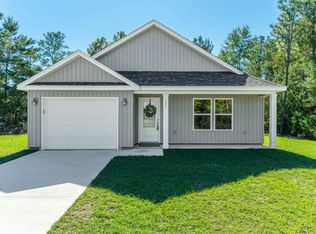 135 W Buckeye St, Defuniak Springs, FL 32433