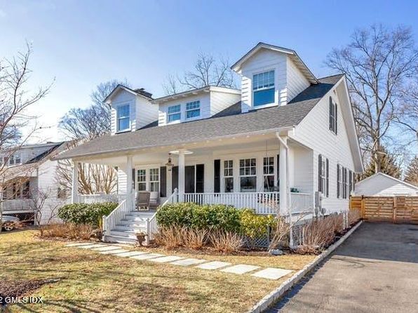 11 Roosevelt Ave