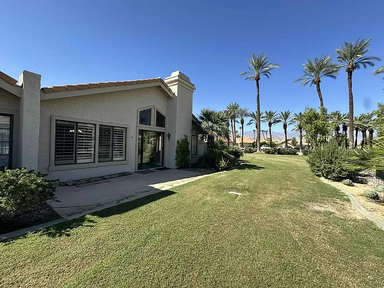 4 Hermosillo Ln — Photo 28