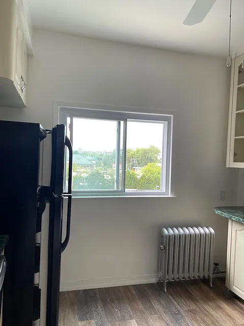 3 bed, $2,500 — Photo 4