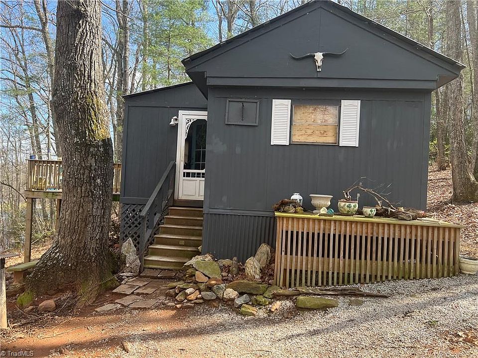 1st image of 1274 Lakeshore Ln