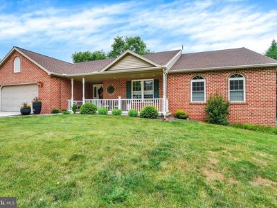 985 Detwiler Dr, York, PA, 17404