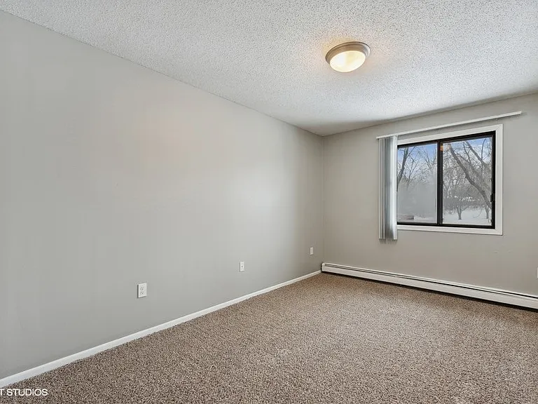 Reserve Eden Prairie — Photo 41