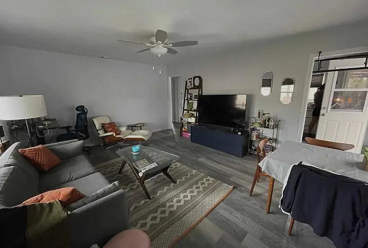 222 Roswell Ave #A — Photo 5
