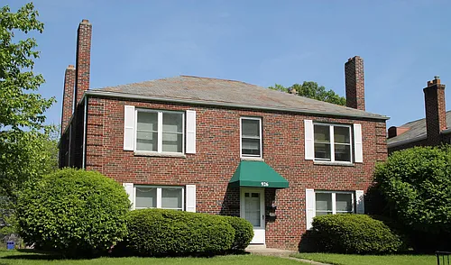 926 Kenwick Rd Photo 1