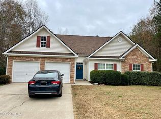 90 Hickory Rd, Jackson, GA 30233