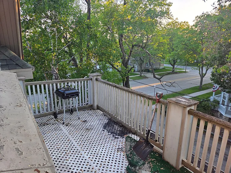 303 N Ashland Ave — Photo 9