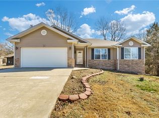 1 Marazion Ln, Bella Vista, AR 72714