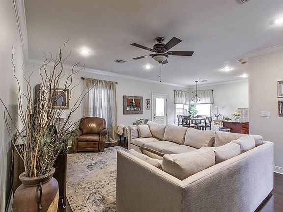 4th image of 171 Millstone Dr