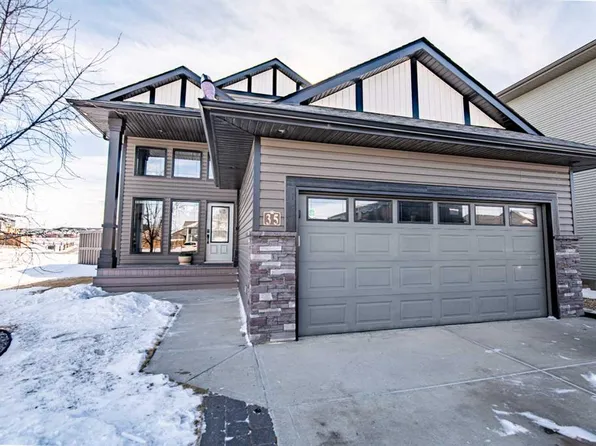 35 E Bowman Cir, Sylvan Lake, AB T4S 0H9