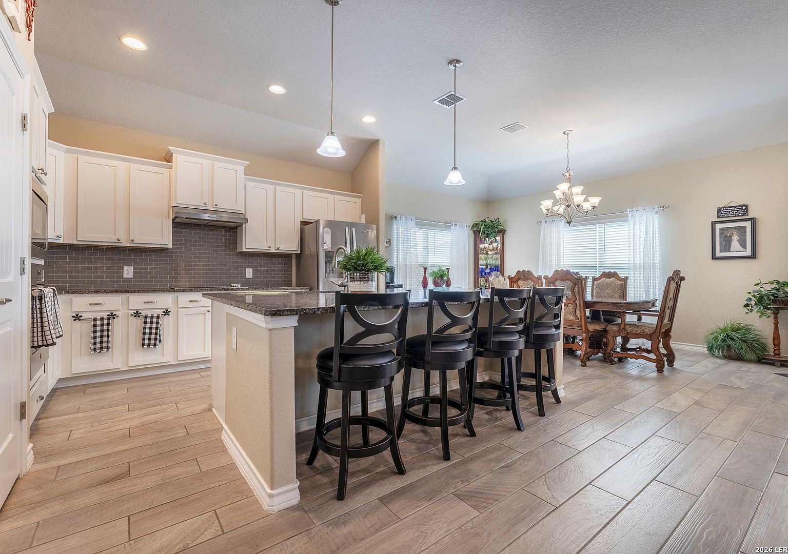 133 Grand View
