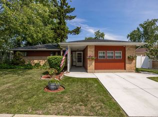 370 Wilshire St, Park Forest, IL