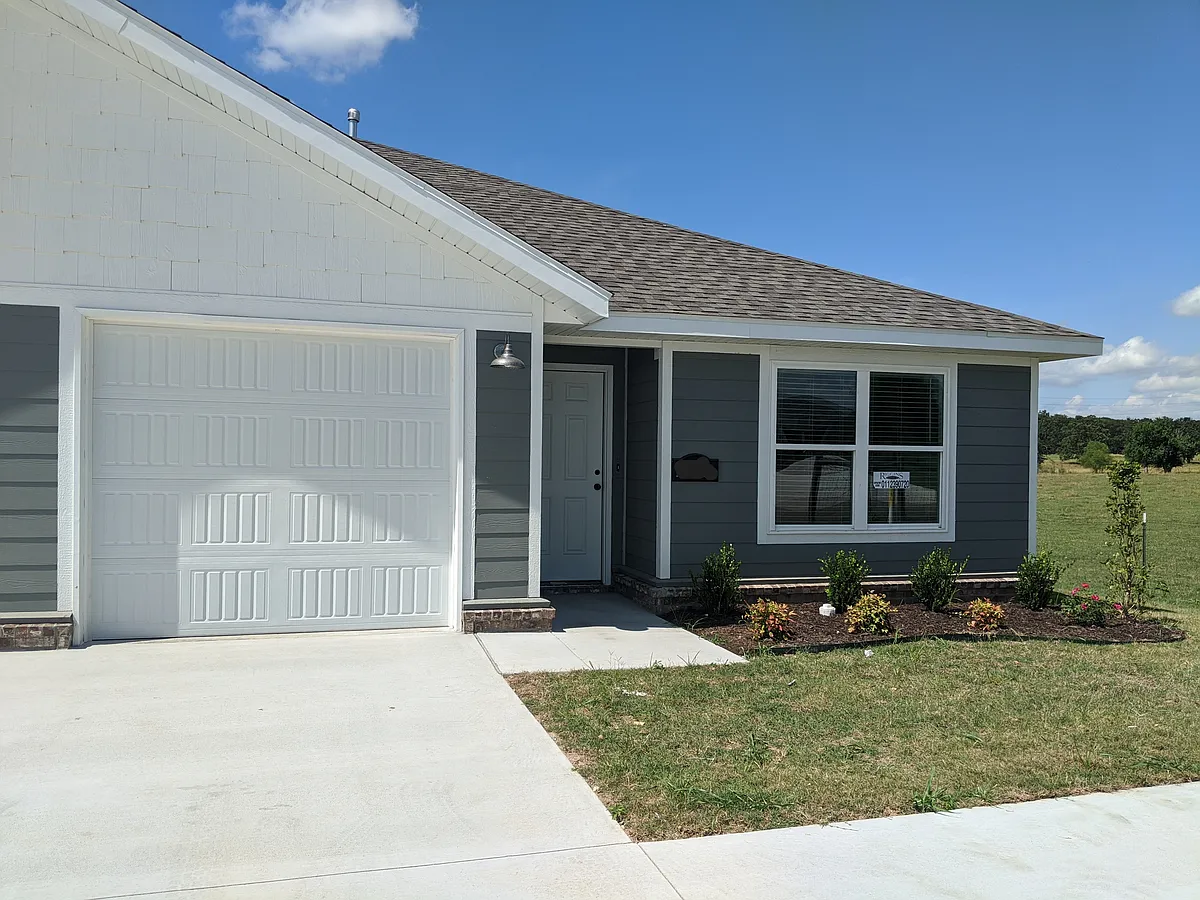 Building Photo - 605 W Loren Dr #A