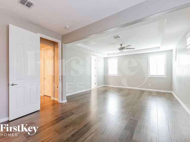 4205 W Magdalena Ln — Photo 9