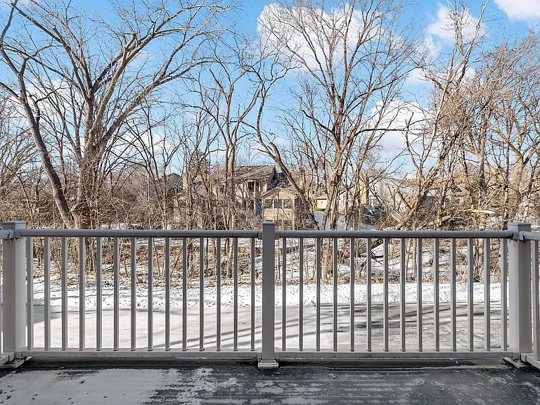 432 Pondridge Cir — Photo 12