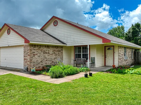 108 Wolf Ln, Waco, TX 76705