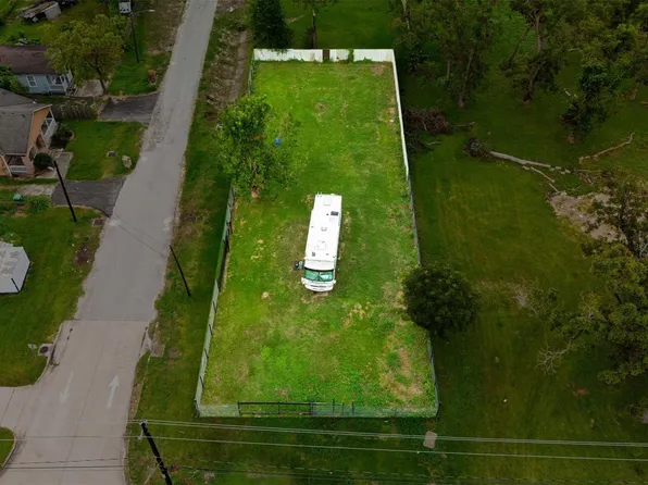 4701 Corto St, Houston, TX 77016