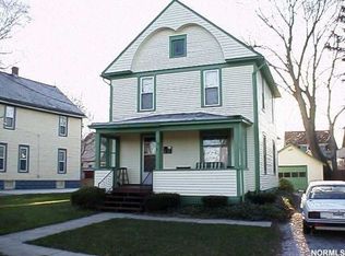 118 Riverside Dr, Ashtabula, OH 44004