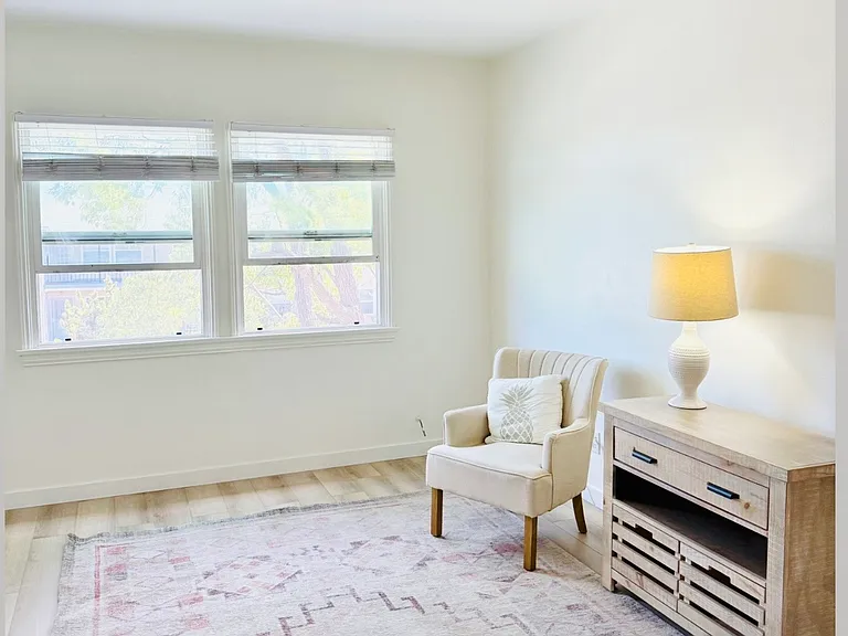3088 Meade Ave — Photo 7