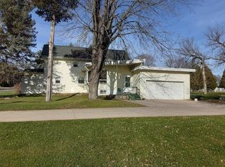 3592 Division Rd, Jackson, WI 53037