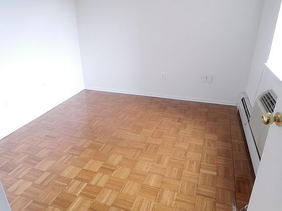 5th image of 136-14 Northern Blvd #3