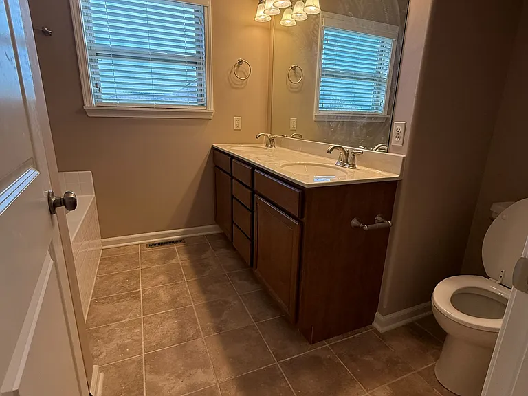 6802 Stanwood Dr — Photo 28