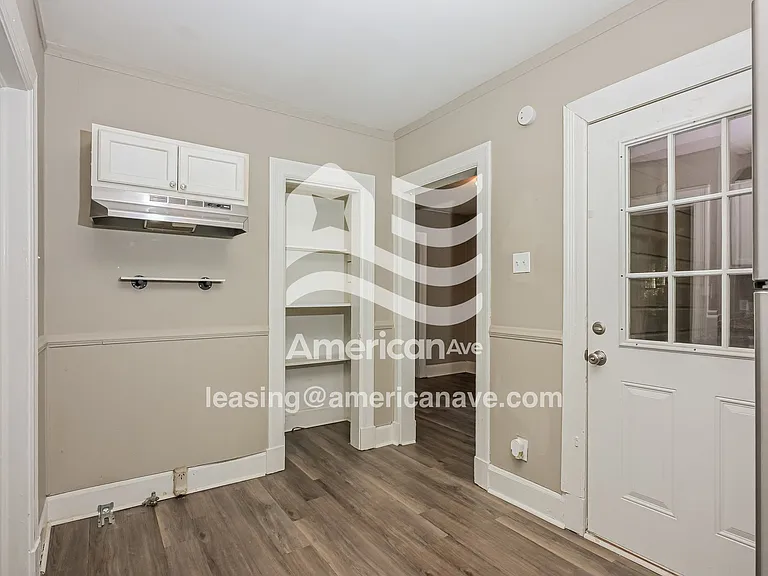 1433079_005_dining_room_5.jpg