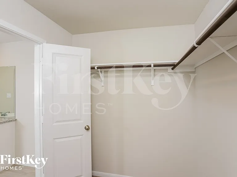 1827 Morse Way — Photo 9