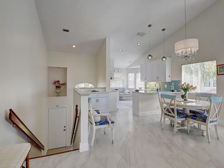 7657 Lexington Club Blvd #C — Photo 7
