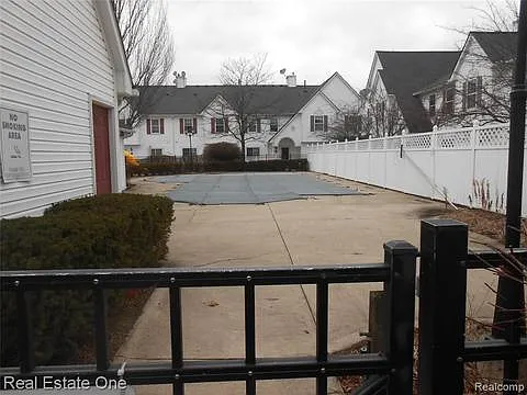 22247 Atlantic Pointe — Photo 10