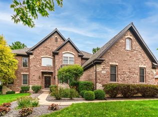 7209 Daybreak Ln, Long Grove, IL 60060