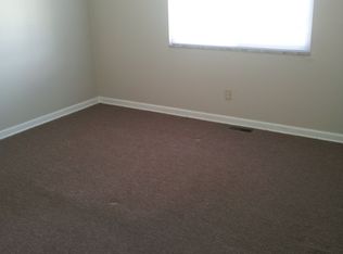 4677 Hilton Ave APT C, Columbus, OH 43228